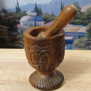 🏤🏆Vintage Wooden Mortar and Pestle  Artist Hand Carved,RJB.